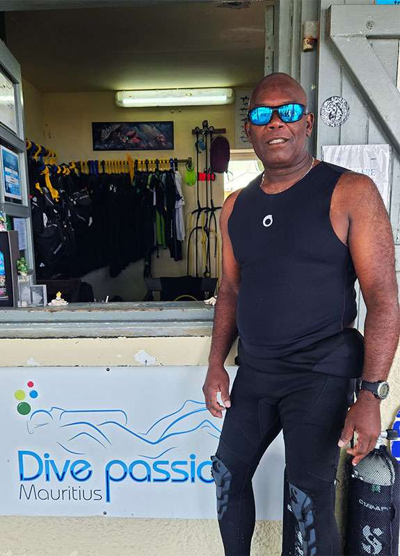 Jean michel Divemaster and CMAS 1☆ Instructor